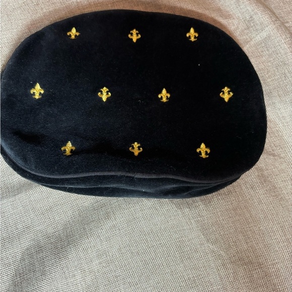 Oscar de la Renta Cosmetic Bag Black Velour with Gold Fleur de Lis Emblems - Picture 1 of 7